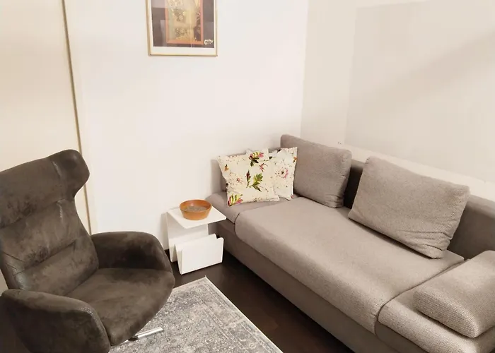 Grand Vienna City Center Apartment